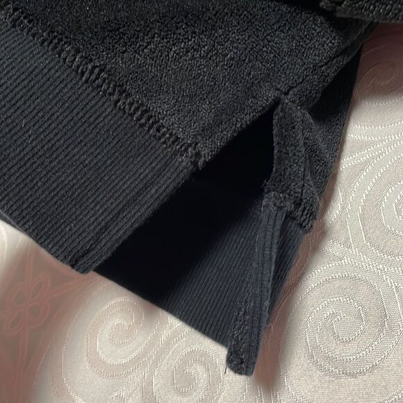 Wondershop at Target black plush lounge pajama top “FEELING FESTIVE” size Small - Picture 3 of 8